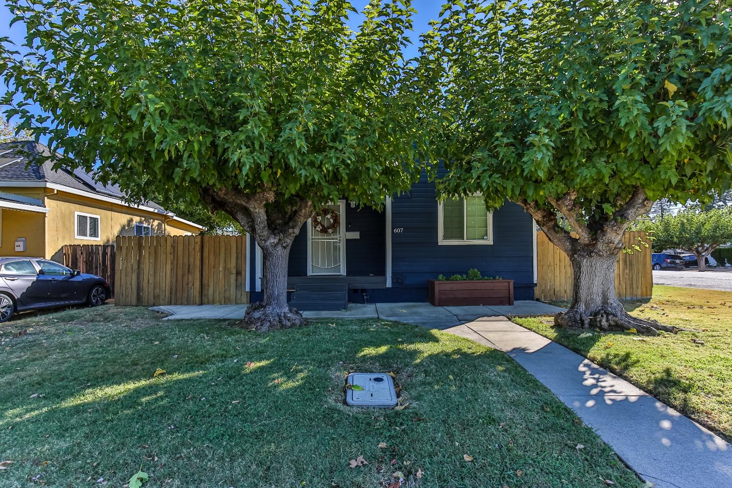 Detail Gallery Image 1 of 1 For 607 a St, Lincoln,  CA 95648 - 2 Beds | 2 Baths