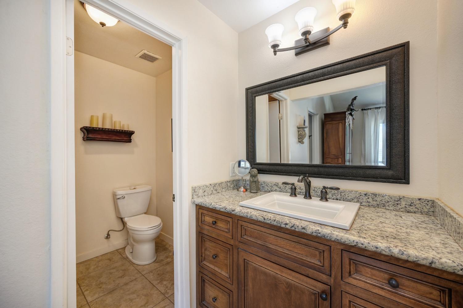 Detail Gallery Image 30 of 51 For 5943 Main Ave #D,  Orangevale,  CA 95662 - 3 Beds | 2 Baths