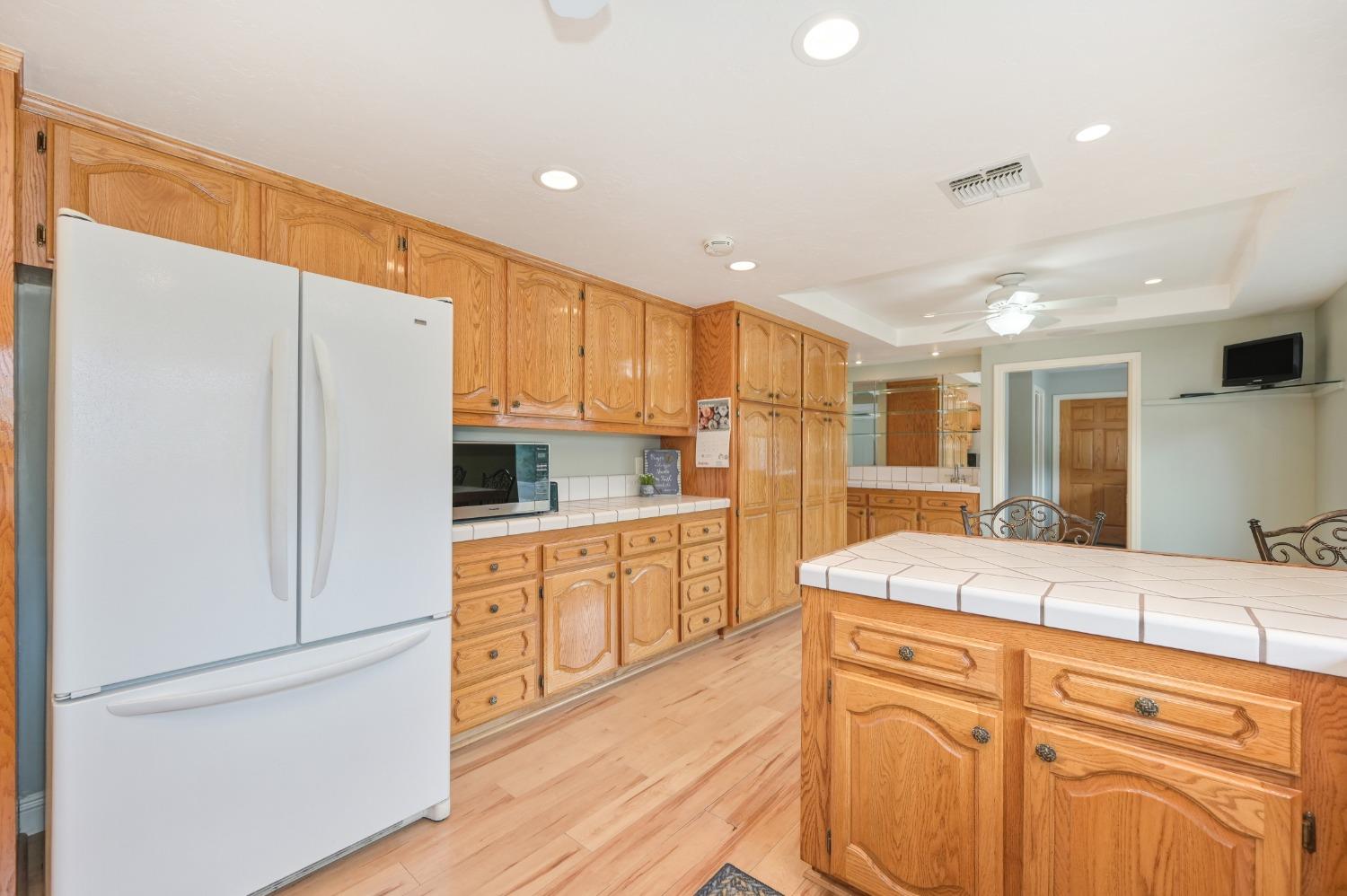 Detail Gallery Image 17 of 71 For 6675 Happy Valley Rd, Somerset,  CA 95684 - 3 Beds | 2/1 Baths