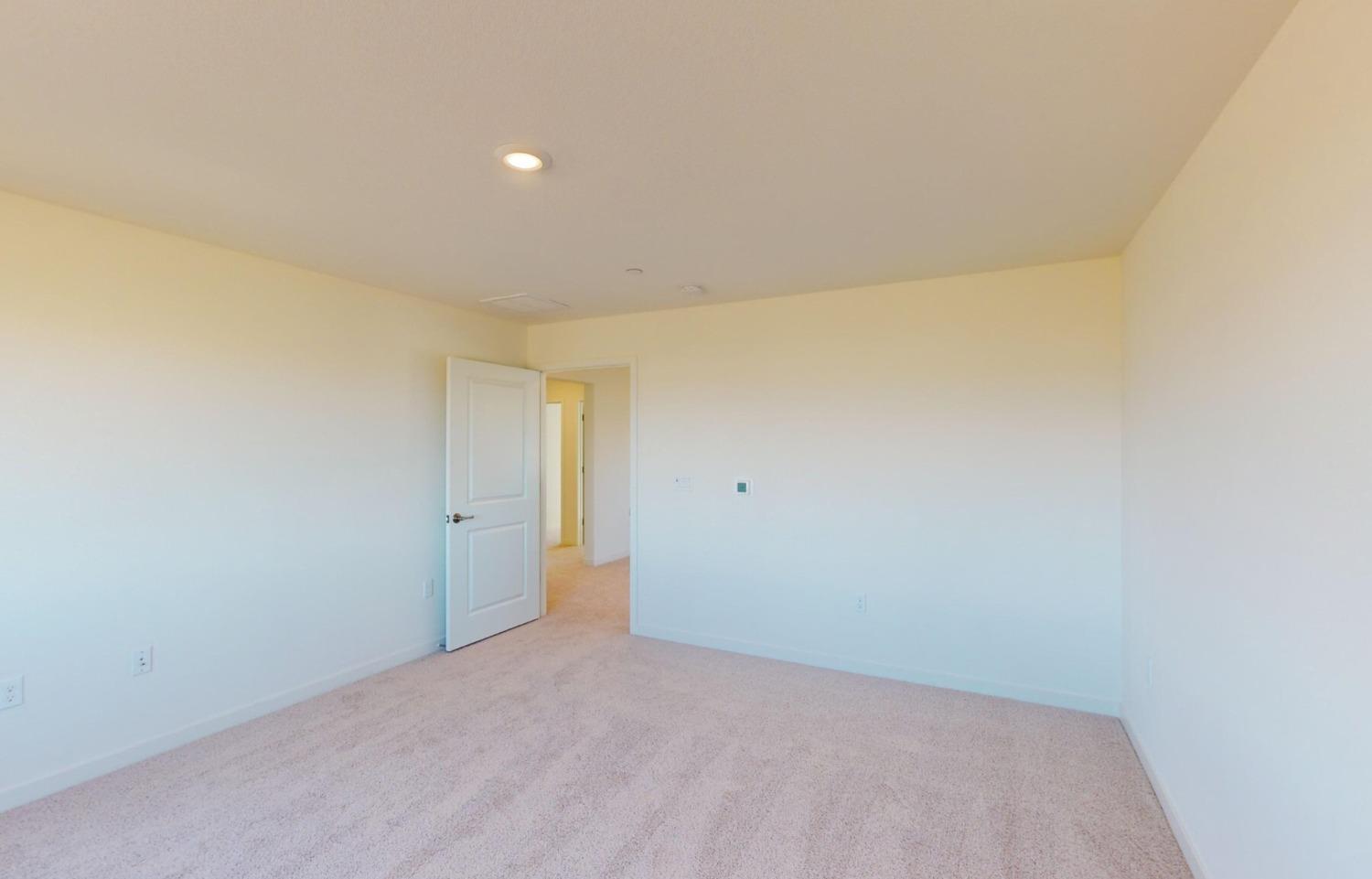 Detail Gallery Image 21 of 34 For 12049 Agen Cir, Rancho Cordova,  CA 95742 - 3 Beds | 2/1 Baths