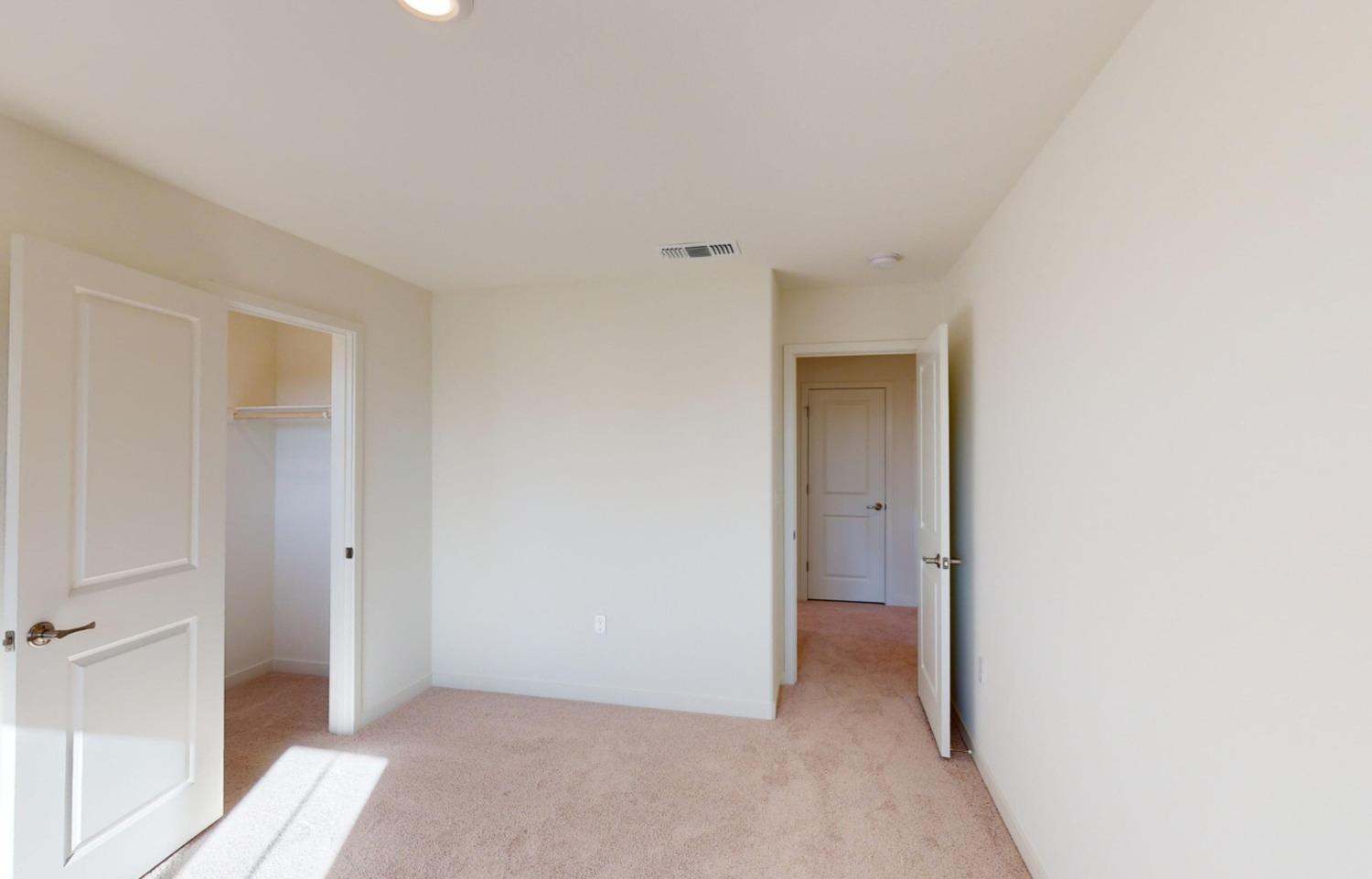 Detail Gallery Image 15 of 34 For 12049 Agen Cir, Rancho Cordova,  CA 95742 - 3 Beds | 2/1 Baths