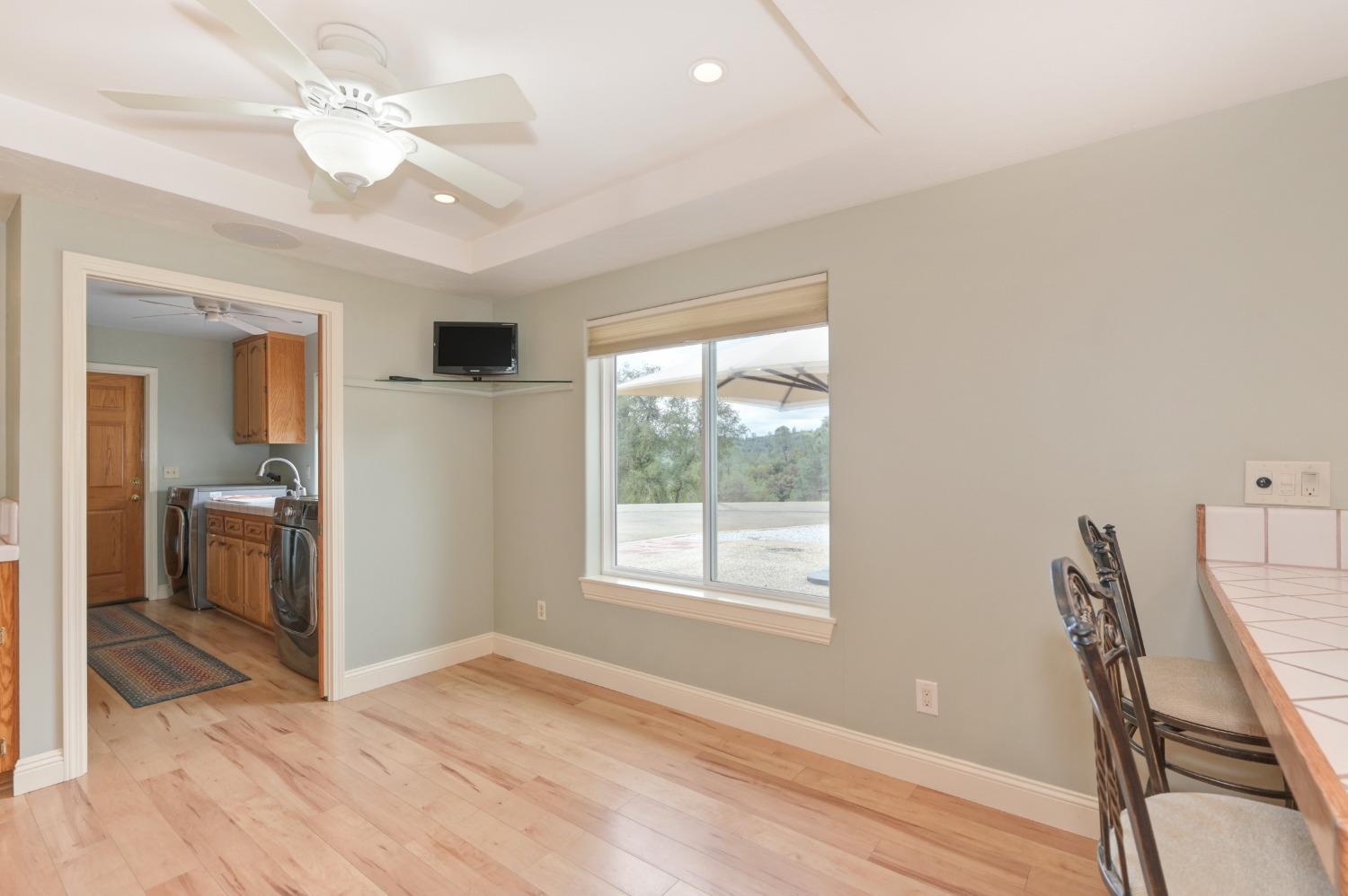 Detail Gallery Image 15 of 71 For 6675 Happy Valley Rd, Somerset,  CA 95684 - 3 Beds | 2/1 Baths