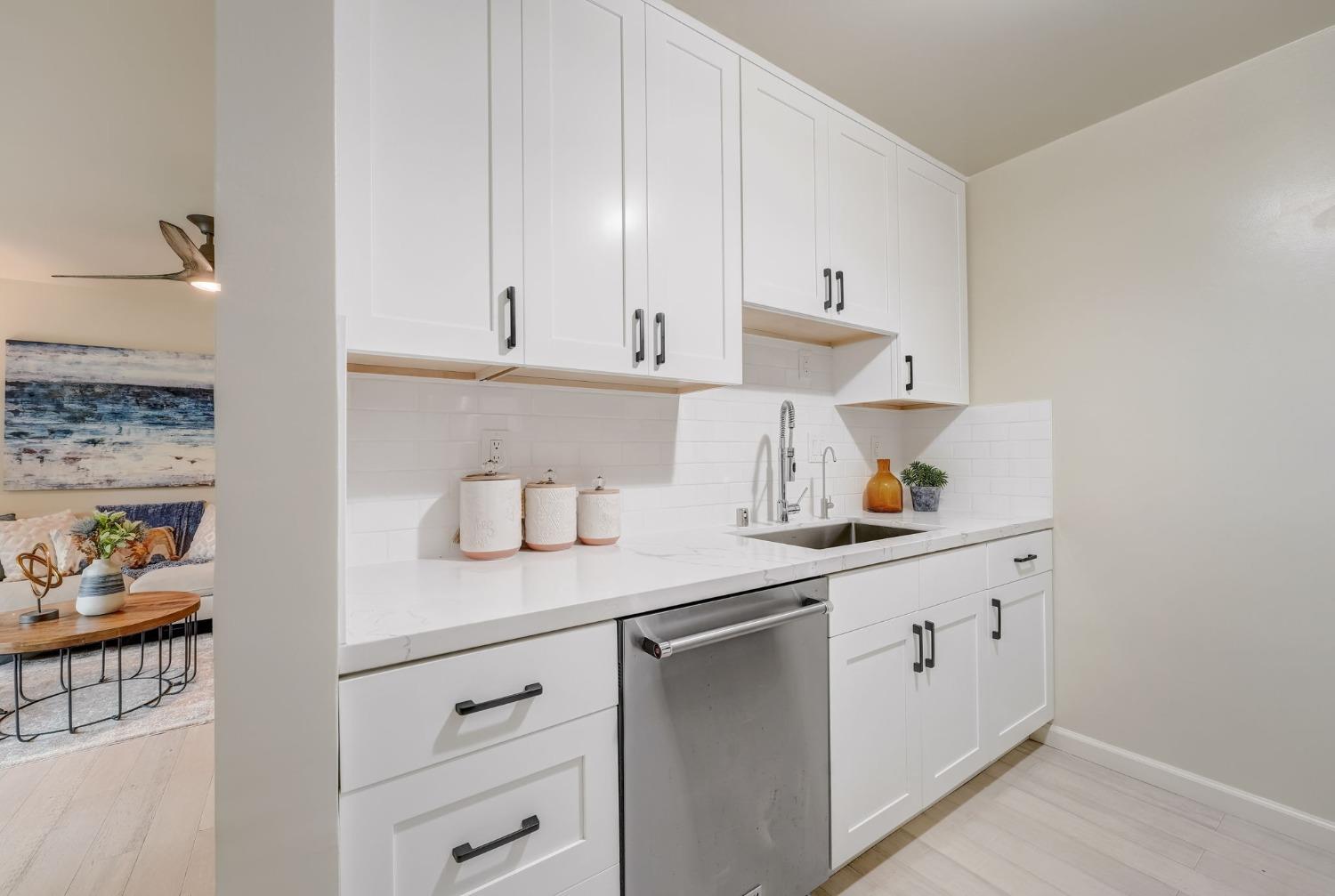 Detail Gallery Image 10 of 21 For 2708 Oak Rd #42,  Walnut Creek,  CA 94597 - 2 Beds | 1 Baths