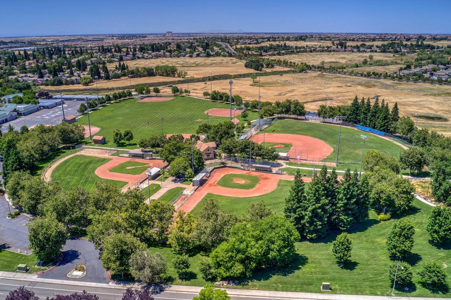 Detail Gallery Image 32 of 32 For 1013 Boardwalk Way, Rocklin,  CA 95765 - 3 Beds | 2/1 Baths