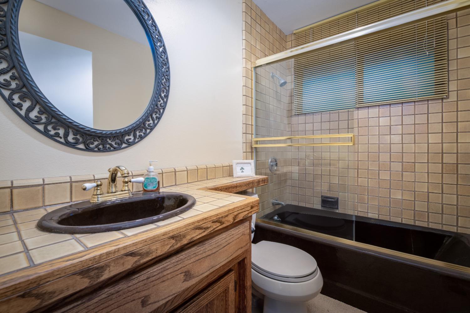 Detail Gallery Image 21 of 71 For 18136 Chaparral Dr, Penn Valley,  CA 95946 - 2 Beds | 2 Baths