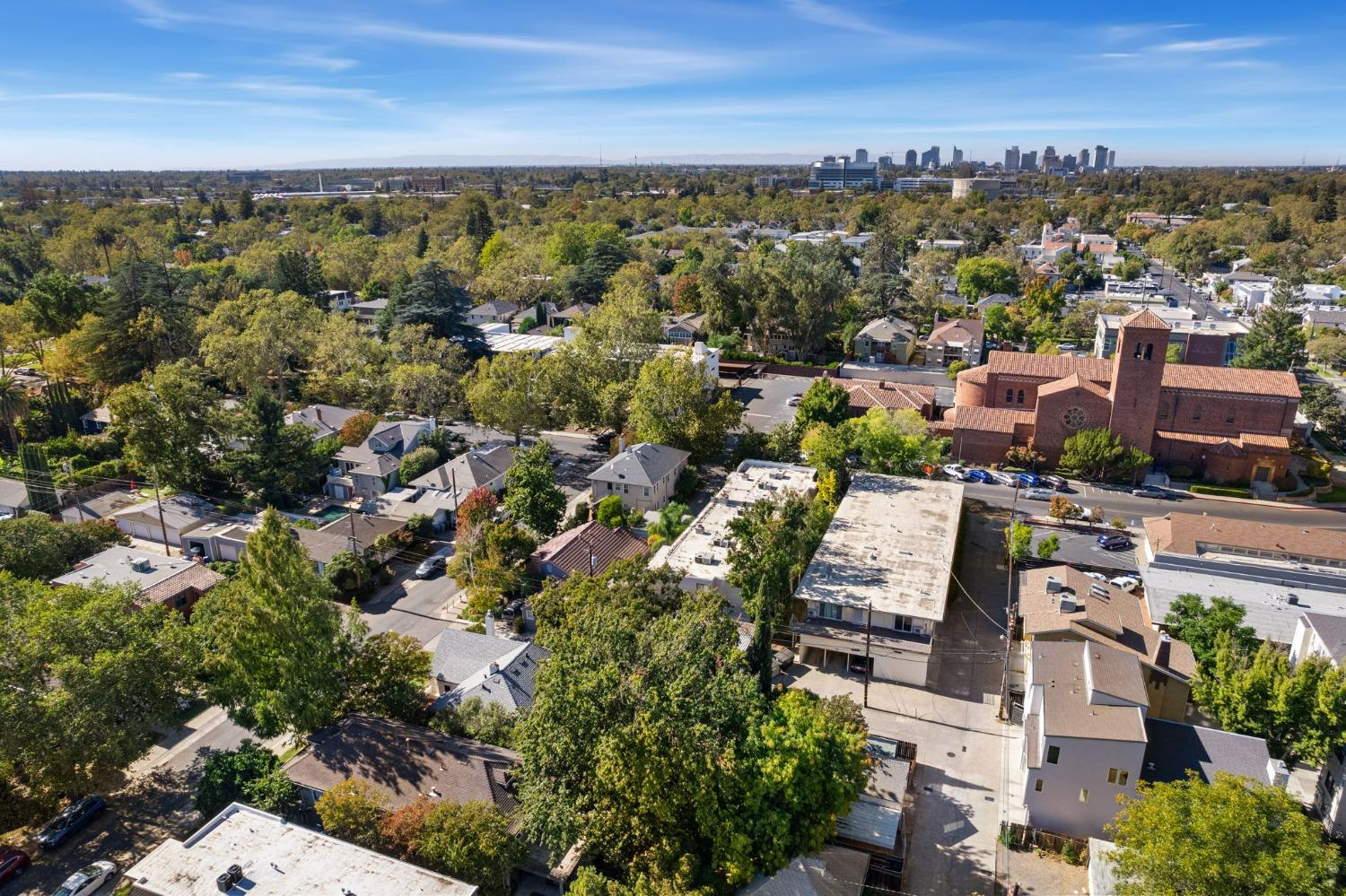 Detail Gallery Image 45 of 49 For 3933 K St, Sacramento,  CA 95816 - 3 Beds | 1 Baths