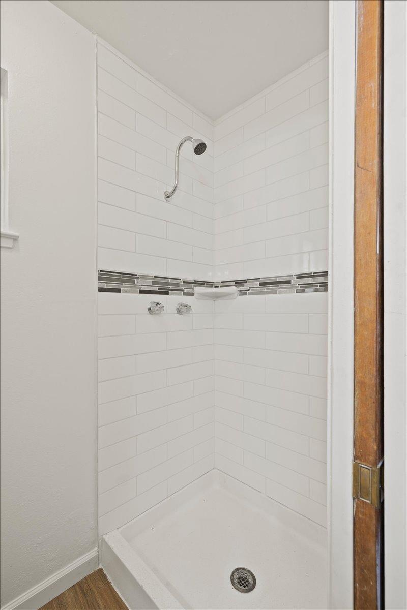 Detail Gallery Image 5 of 28 For 1302 Sheridan Ave, Roseville,  CA 95661 - 3 Beds | 2 Baths