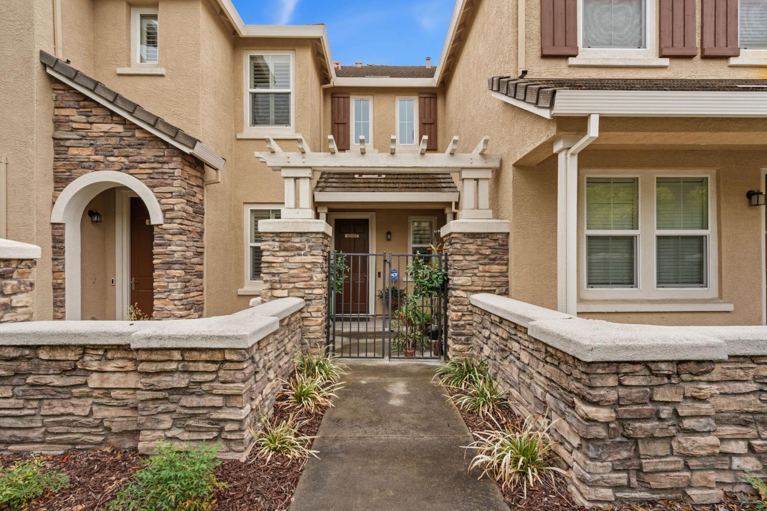 Detail Gallery Image 1 of 20 For 4059 Innovator Dr #10101,  Sacramento,  CA 95834 - 2 Beds | 2 Baths