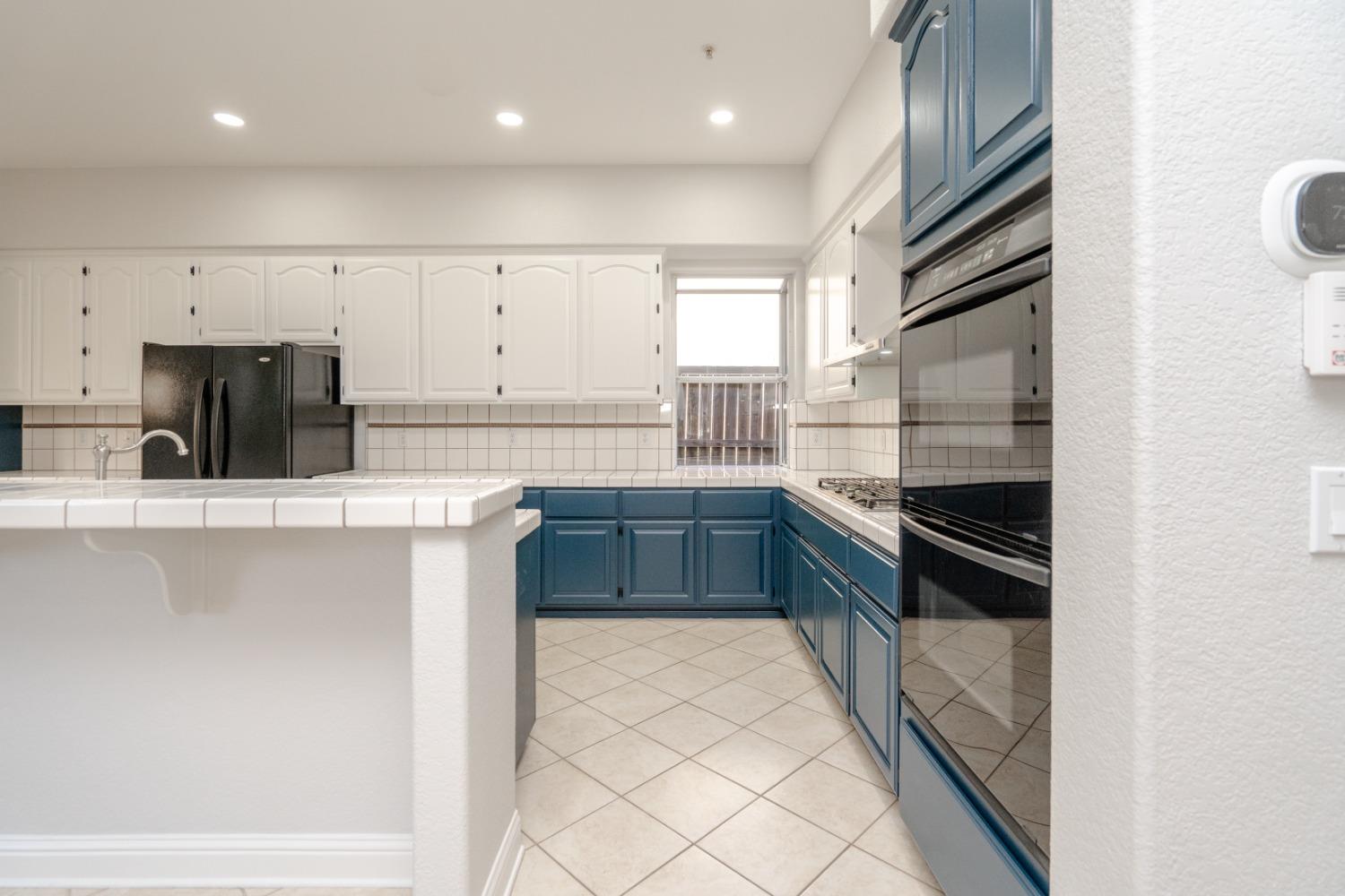 Detail Gallery Image 13 of 64 For 4901 Tiverton Ct, Rocklin,  CA 95677 - 4 Beds | 2/1 Baths