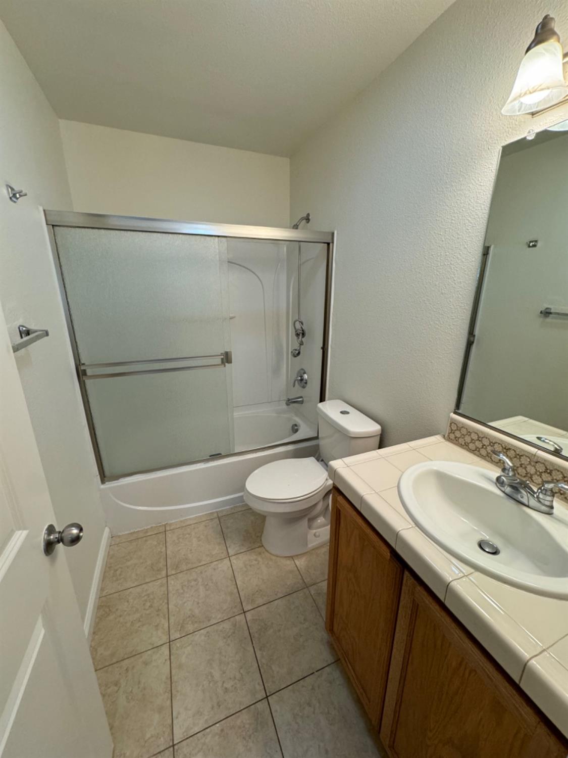 Detail Gallery Image 22 of 27 For 313 Hetherington Cir, Yuba City,  CA 95993 - 3 Beds | 2/1 Baths