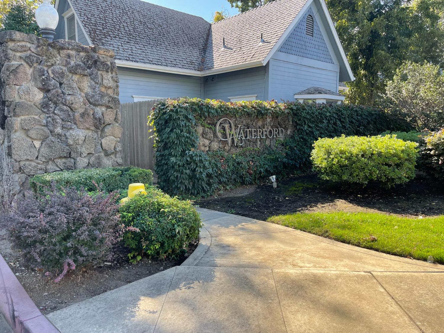 Detail Gallery Image 2 of 35 For 609 Victorian Park Dr, Chico,  CA 95926 - 3 Beds | 2 Baths