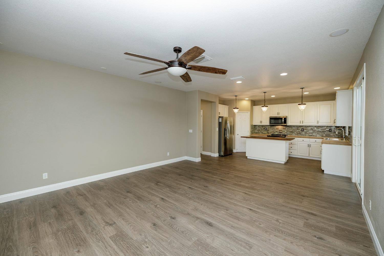 Detail Gallery Image 9 of 40 For 9388 Vintner Cir, Patterson,  CA 95363 - 3 Beds | 2/1 Baths