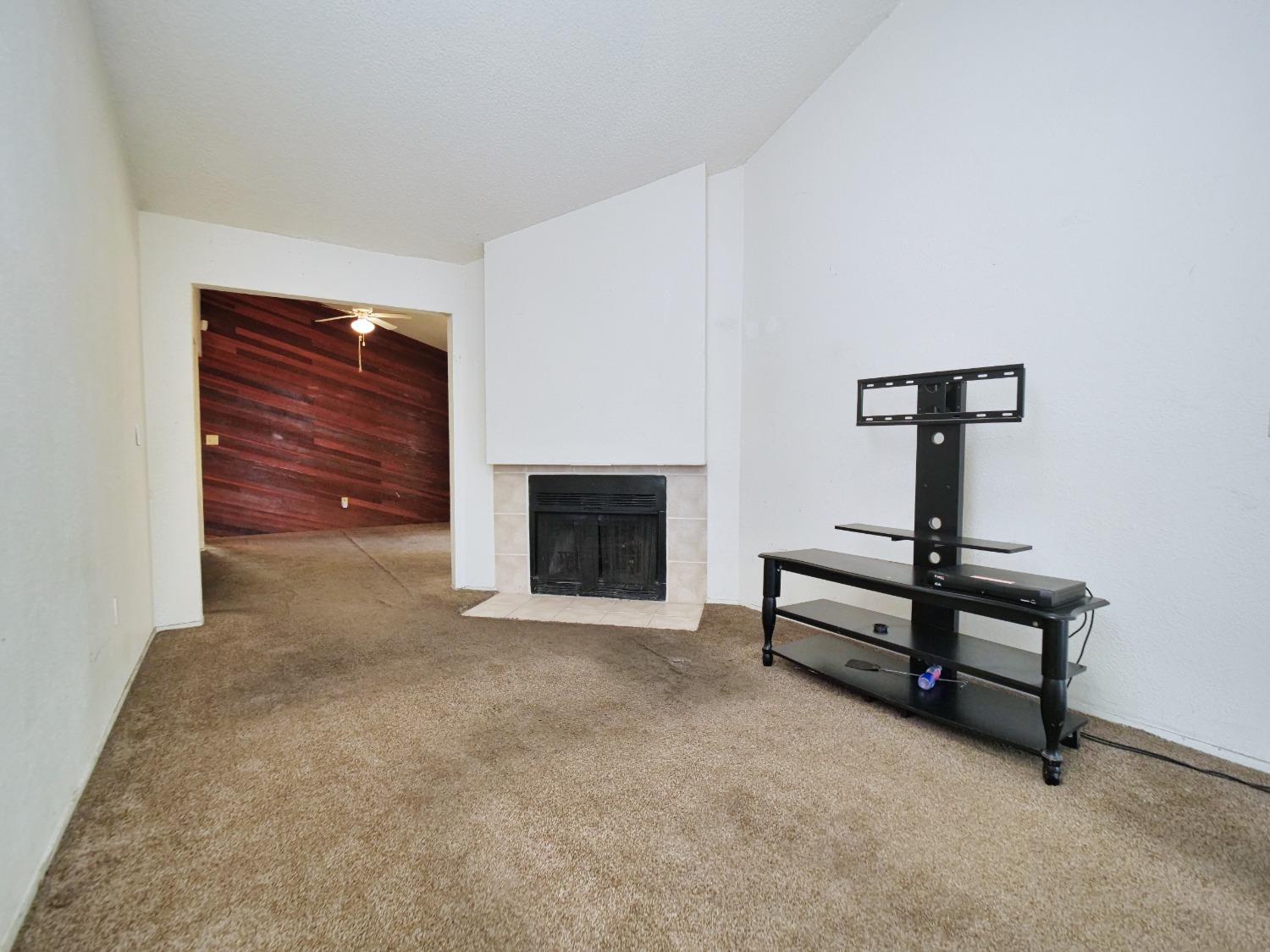 Detail Gallery Image 10 of 20 For 103 Pulsar Cir, Sacramento,  CA 95822 - 2 Beds | 2 Baths