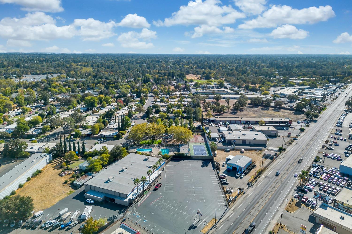 Xavier Court, Sacramento, California image 32