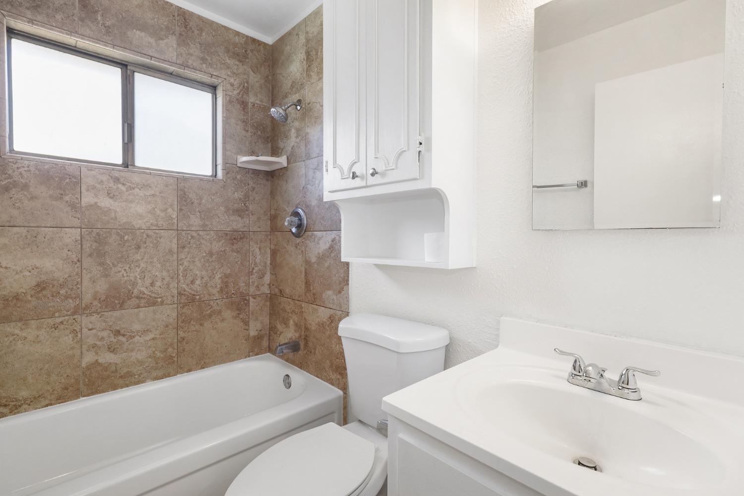 Detail Gallery Image 24 of 29 For 5086 Rhode Island Dr #4,  Sacramento,  CA 95841 - 2 Beds | 1 Baths