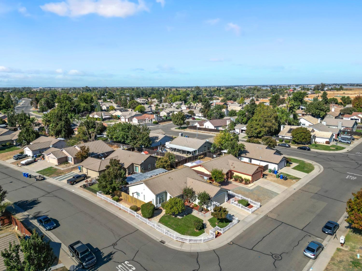 Detail Gallery Image 33 of 37 For 1154 Amberhill Ave, Galt,  CA 95632 - 3 Beds | 2 Baths