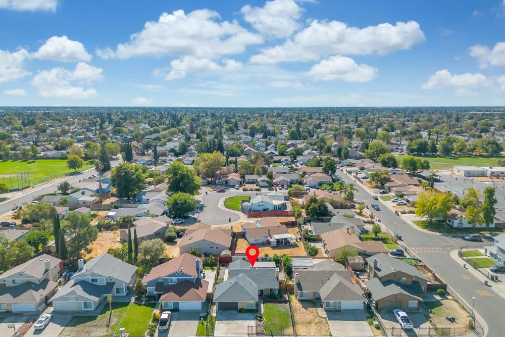 Detail Gallery Image 31 of 34 For 5840 Stubblefield Way, Sacramento,  CA 95823 - 3 Beds | 2 Baths