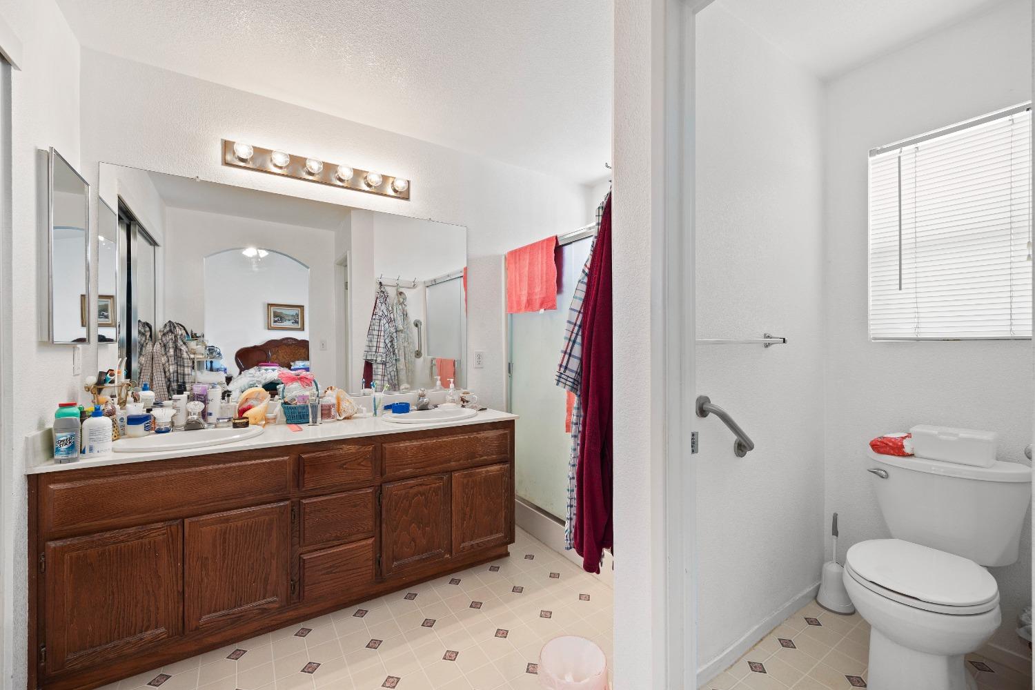 Detail Gallery Image 23 of 37 For 1154 Amberhill Ave, Galt,  CA 95632 - 3 Beds | 2 Baths