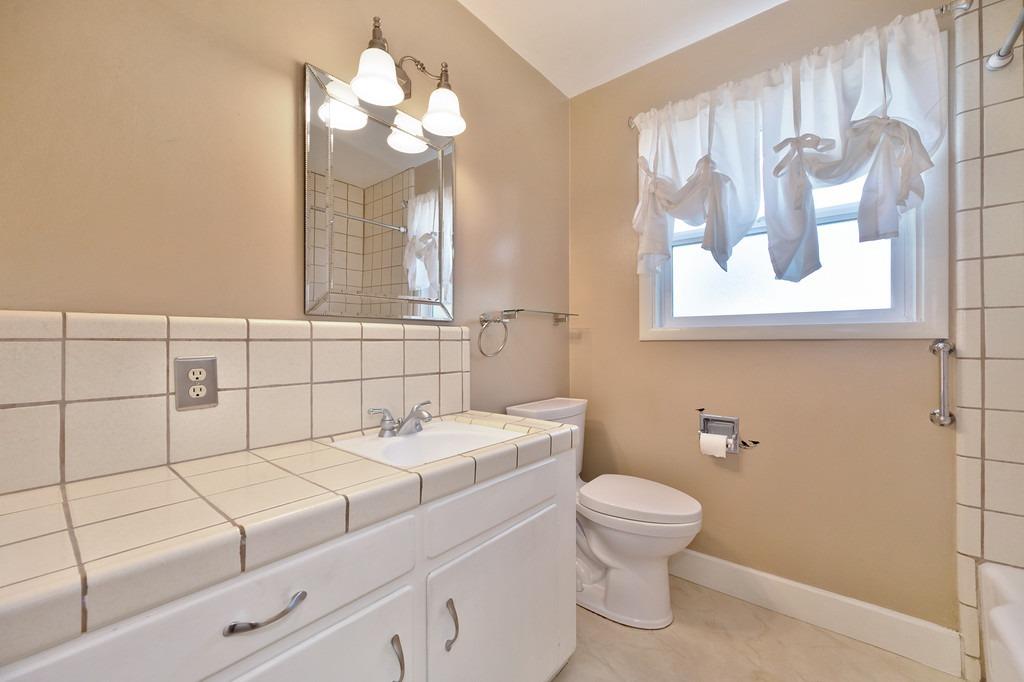 Detail Gallery Image 25 of 64 For 1444 Overholtzer Dr, Modesto,  CA 95355 - 3 Beds | 2 Baths