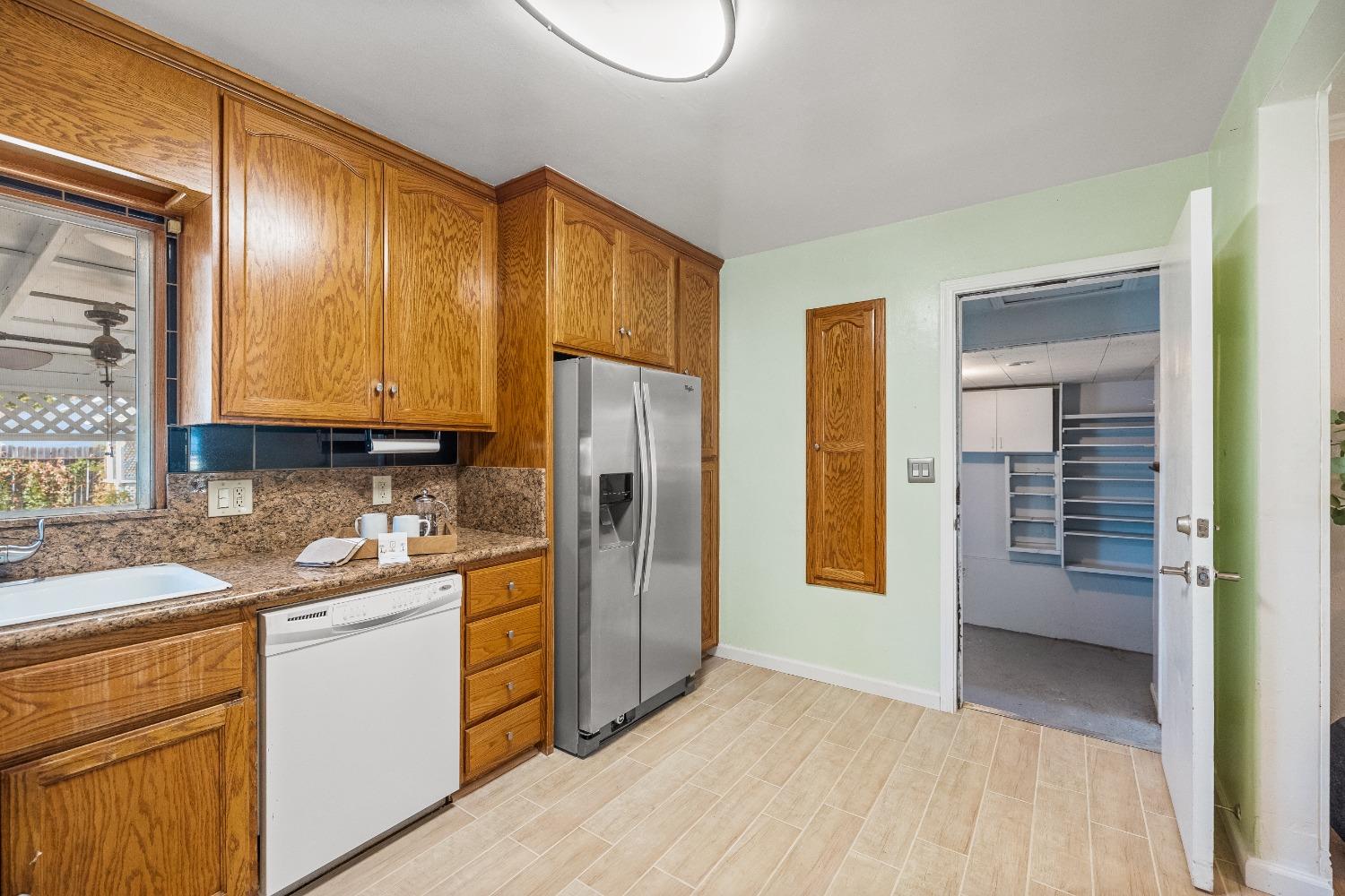 Detail Gallery Image 24 of 52 For 4700 Attawa Ave, Sacramento,  CA 95822 - 2 Beds | 1/1 Baths