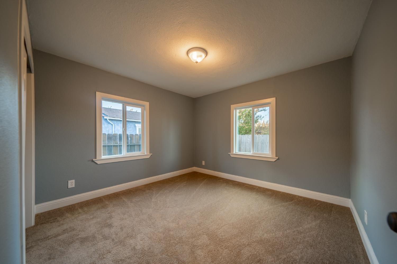 Detail Gallery Image 26 of 34 For 3231 32nd Ave, Sacramento,  CA 95824 - 3 Beds | 1/1 Baths