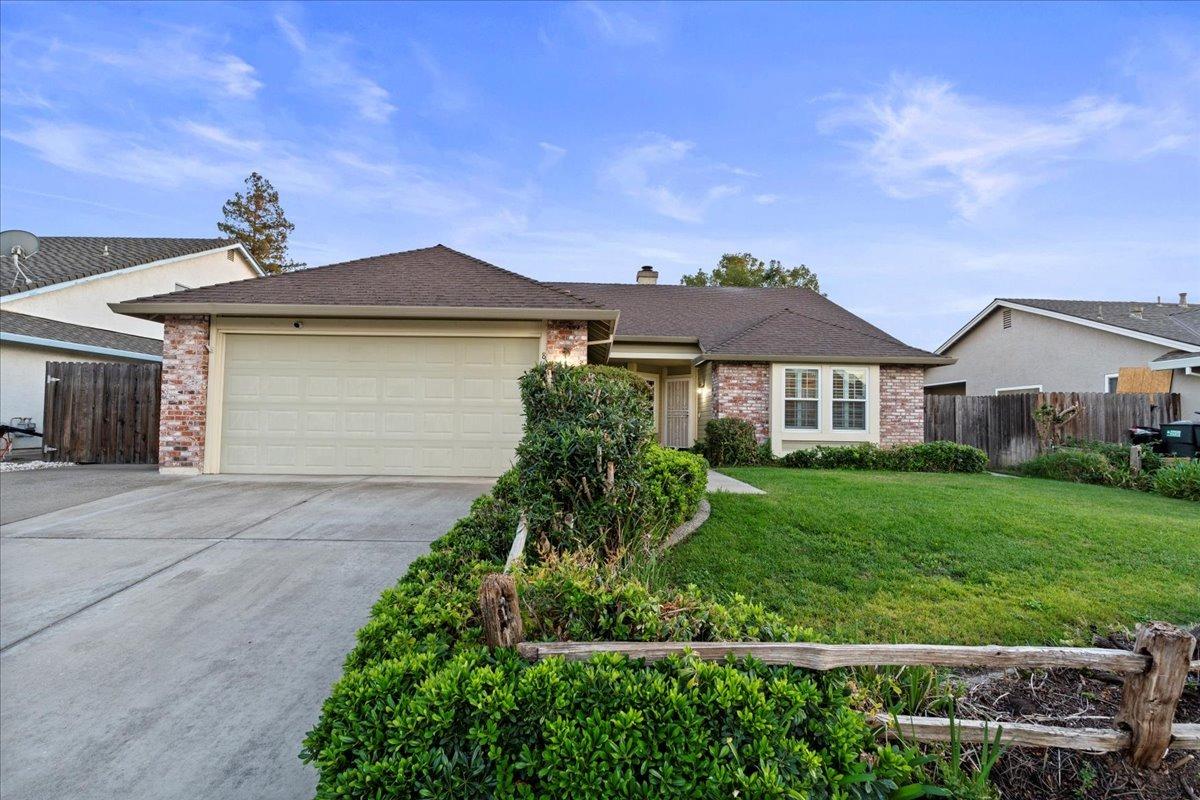 Detail Gallery Image 2 of 20 For 8630 Cord Way, Sacramento,  CA 95828 - 3 Beds | 2 Baths