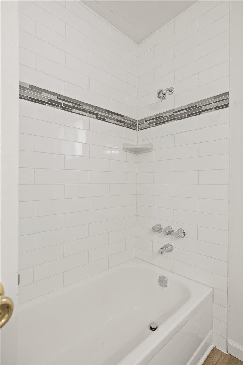 Detail Gallery Image 4 of 28 For 1302 Sheridan Ave, Roseville,  CA 95661 - 3 Beds | 2 Baths