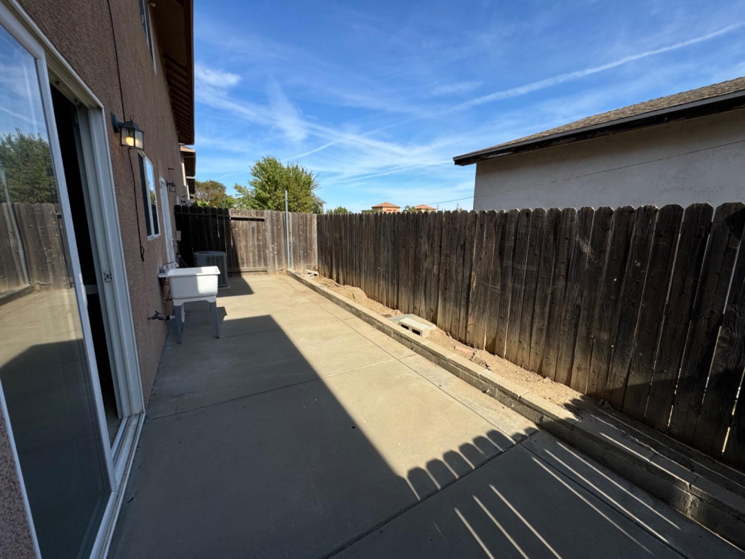 Detail Gallery Image 25 of 27 For 313 Hetherington Cir, Yuba City,  CA 95993 - 3 Beds | 2/1 Baths