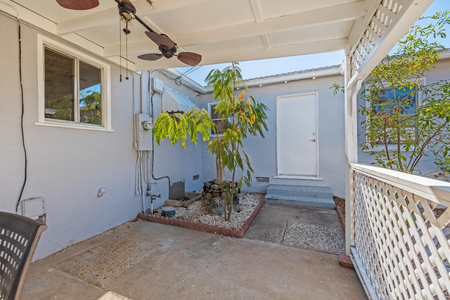 Detail Gallery Image 44 of 52 For 4700 Attawa Ave, Sacramento,  CA 95822 - 2 Beds | 1/1 Baths