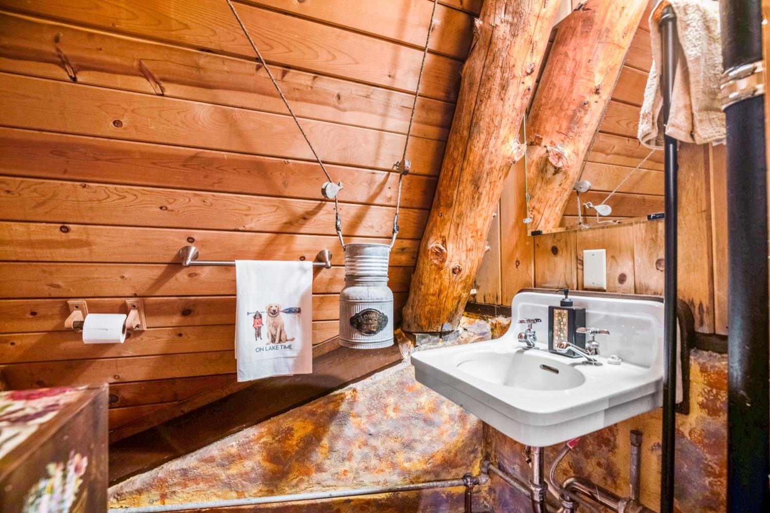 Detail Gallery Image 16 of 91 For 15244 W Reed Ave, Truckee,  CA 96161 - 0 Beds | 1/1 Baths