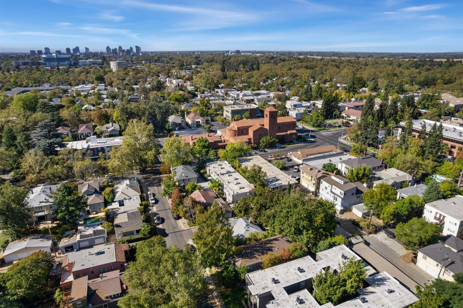 Detail Gallery Image 49 of 49 For 3933 K St, Sacramento,  CA 95816 - 3 Beds | 1 Baths