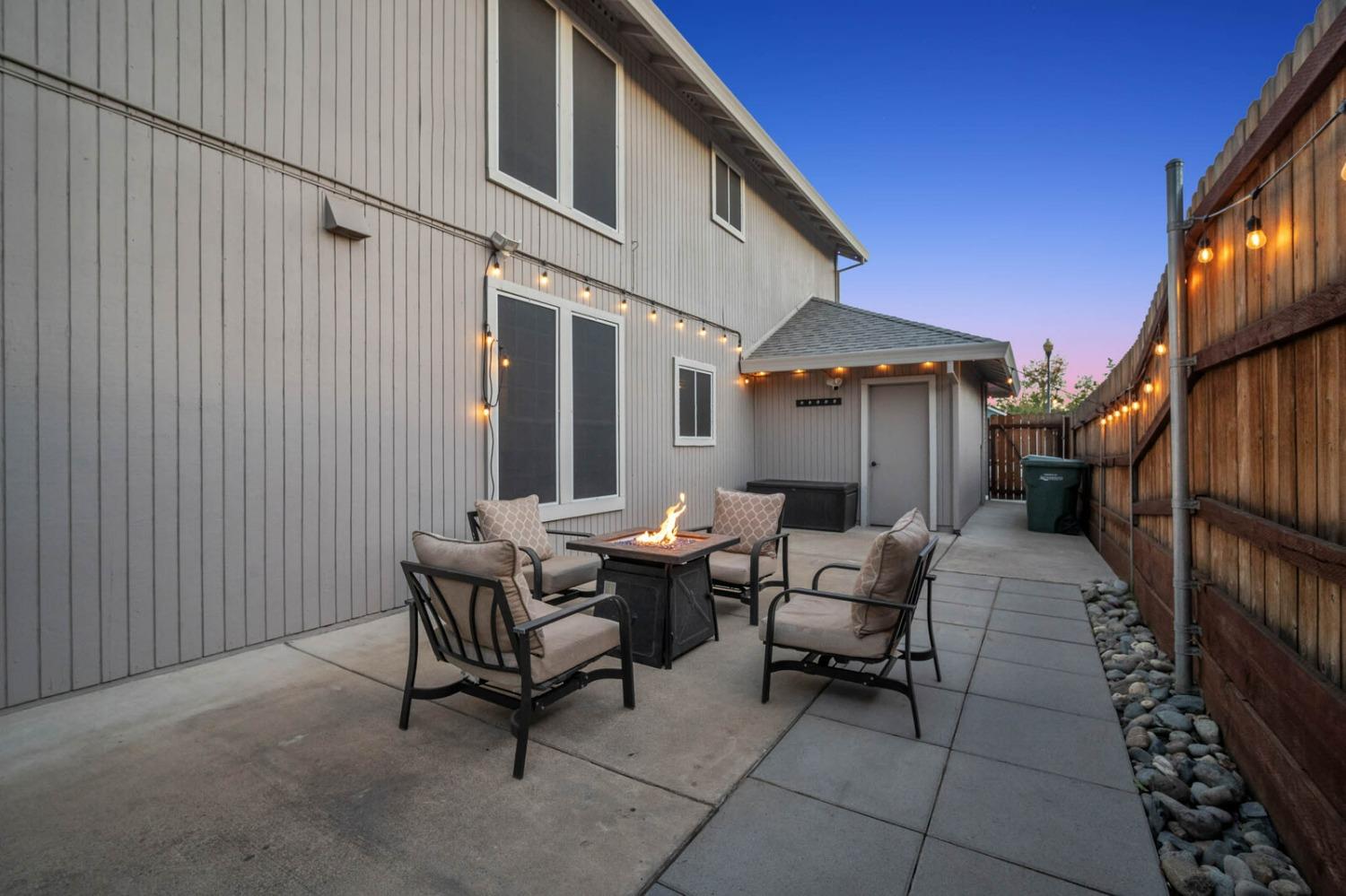 Detail Gallery Image 40 of 46 For 4929 Fawnridge Ct, Antelope,  CA 95843 - 3 Beds | 2/1 Baths