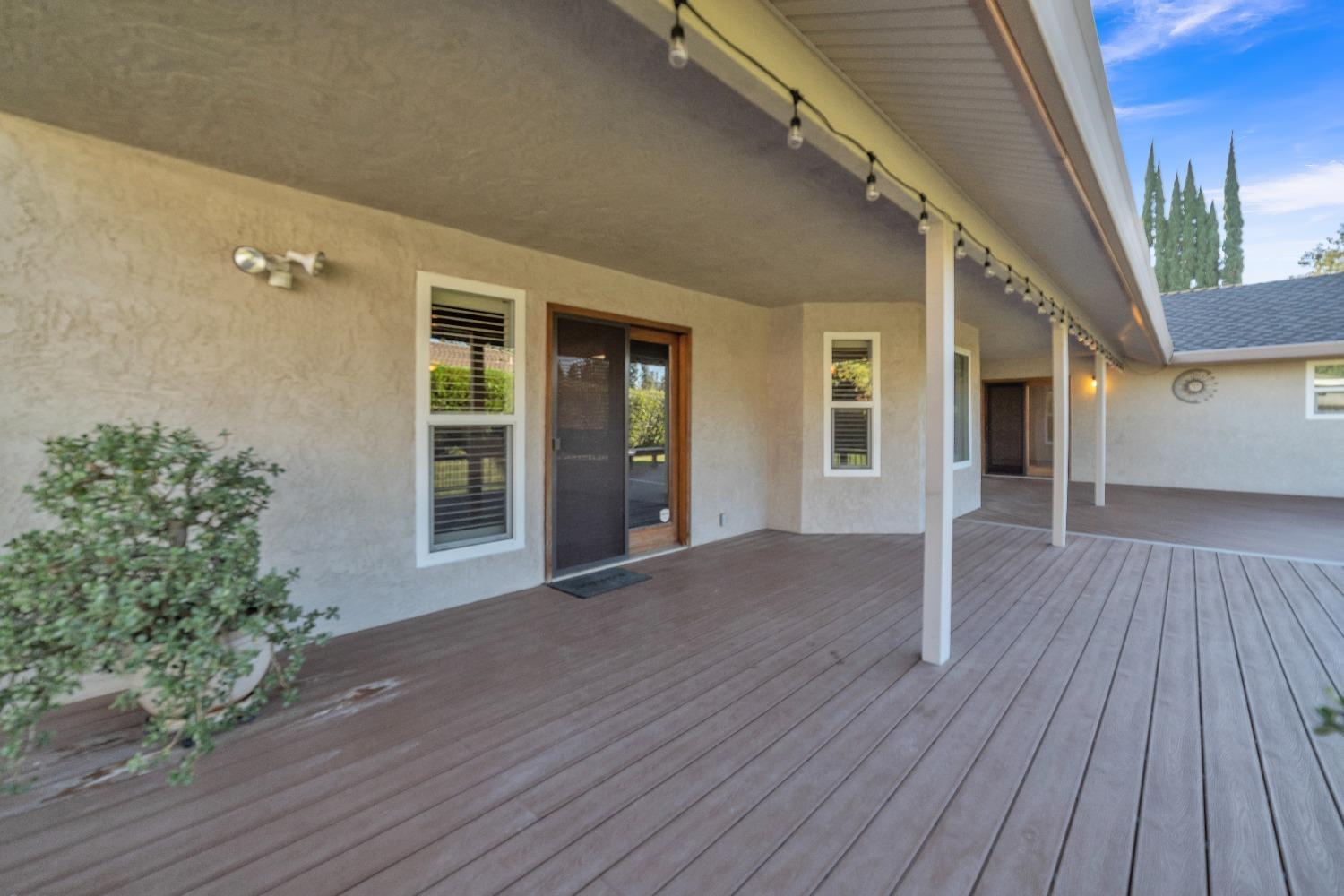 Detail Gallery Image 45 of 52 For 105 Oak Canyon Way, Folsom,  CA 95630 - 4 Beds | 2/1 Baths