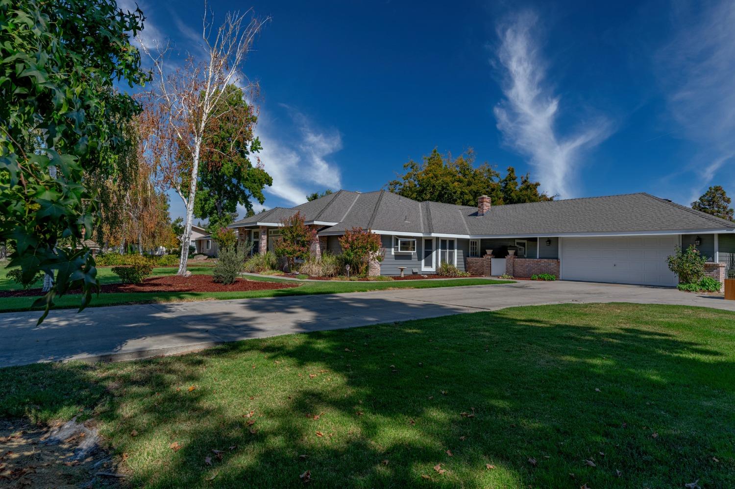 Detail Gallery Image 6 of 74 For 2020 Station Ave, Atwater,  CA 95301 - 4 Beds | 3 Baths