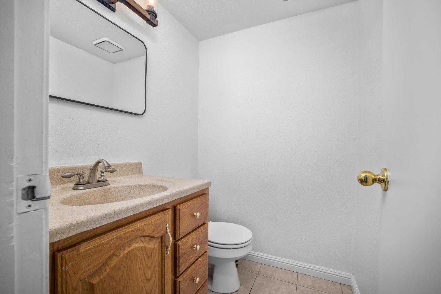 Detail Gallery Image 20 of 38 For 1661 Pyrenees Ave #69,  Stockton,  CA 95210 - 2 Beds | 1/1 Baths