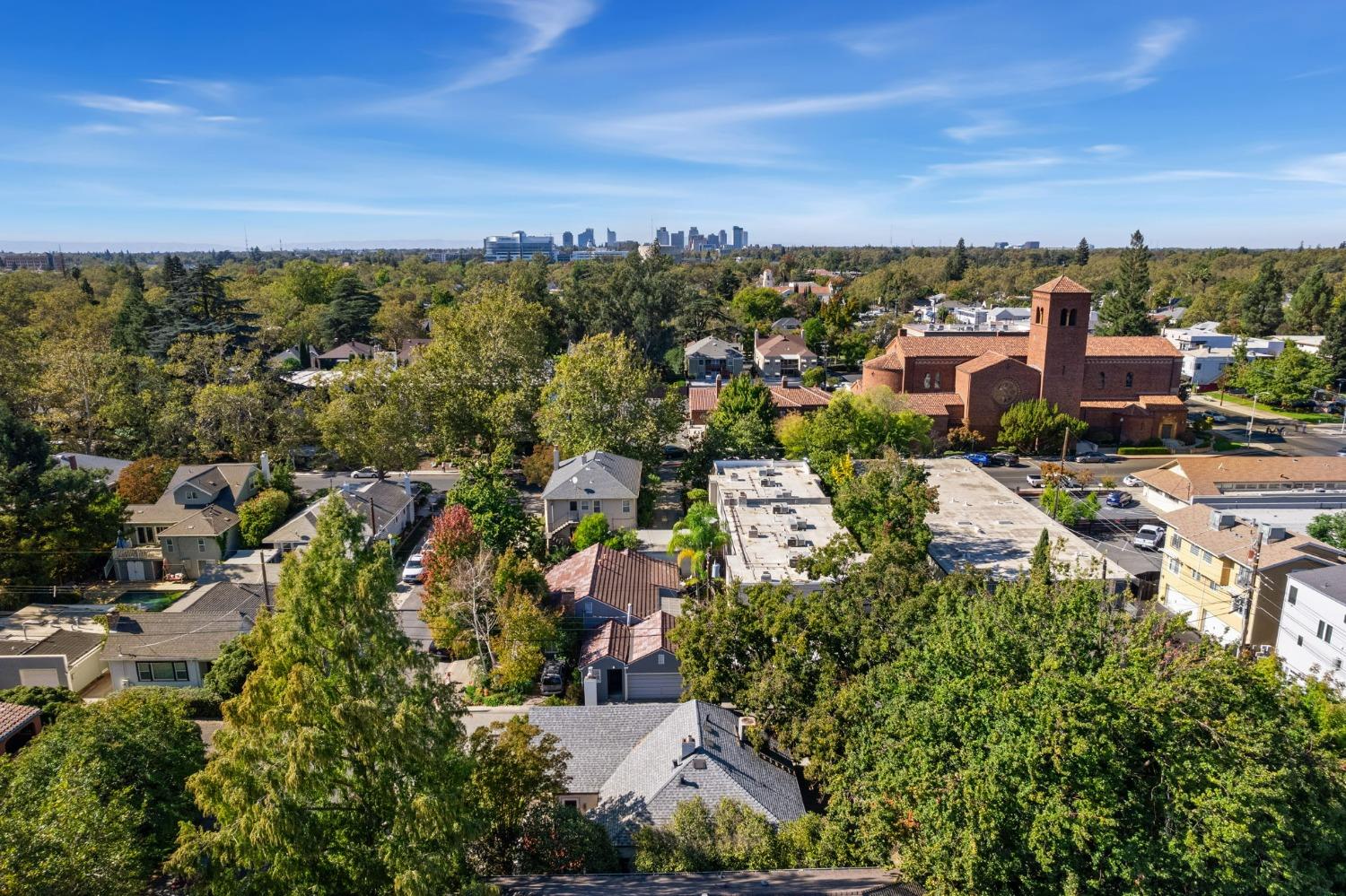 Detail Gallery Image 44 of 49 For 3933 K St, Sacramento,  CA 95816 - 3 Beds | 1 Baths