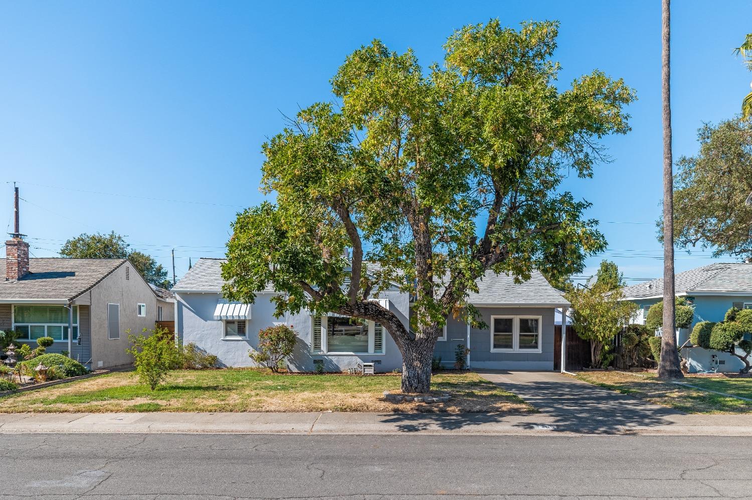 Detail Gallery Image 7 of 52 For 4700 Attawa Ave, Sacramento,  CA 95822 - 2 Beds | 1/1 Baths