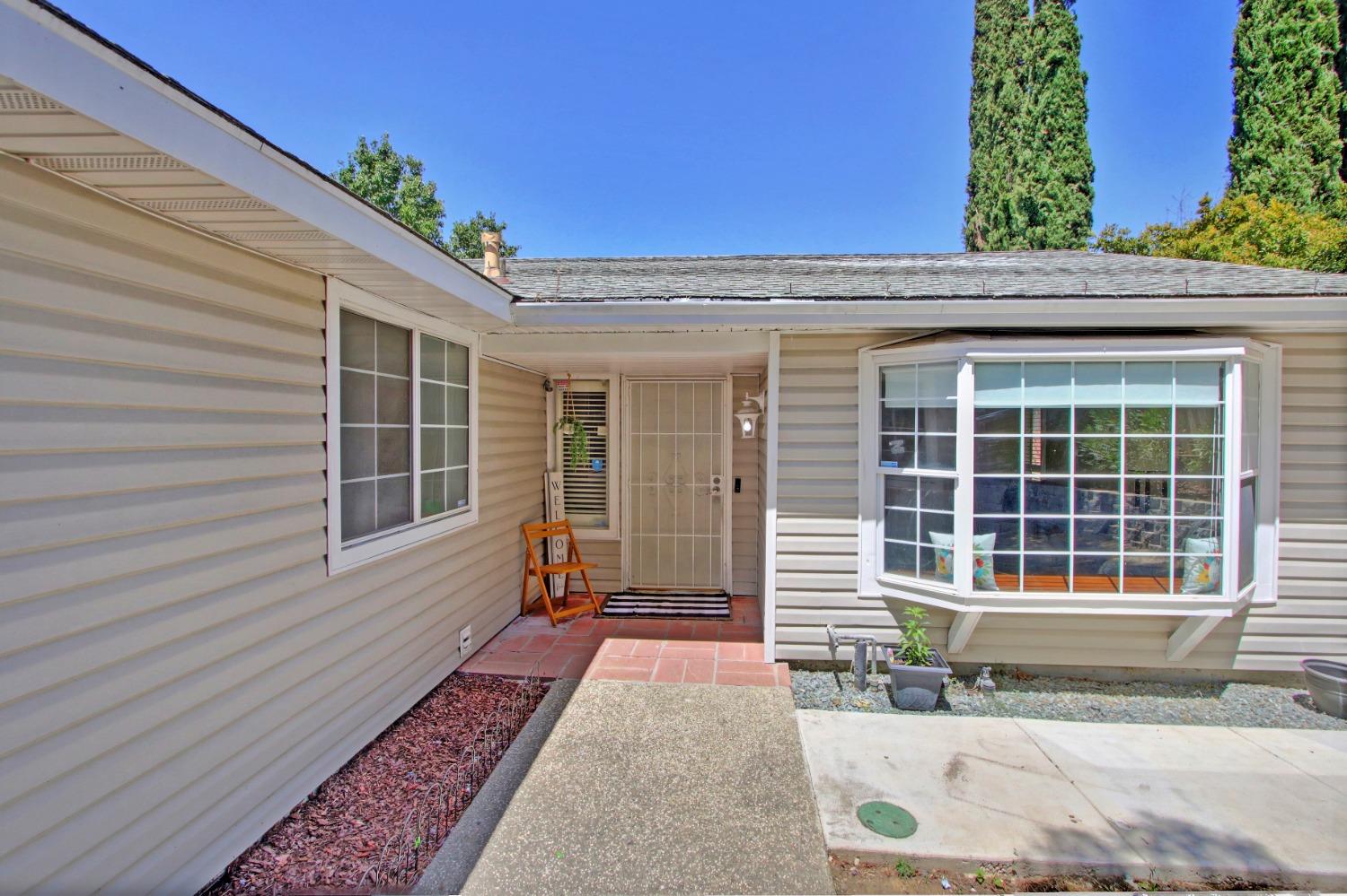 Detail Gallery Image 4 of 45 For 5605 Andes Ct, Sacramento,  CA 95842 - 3 Beds | 2 Baths