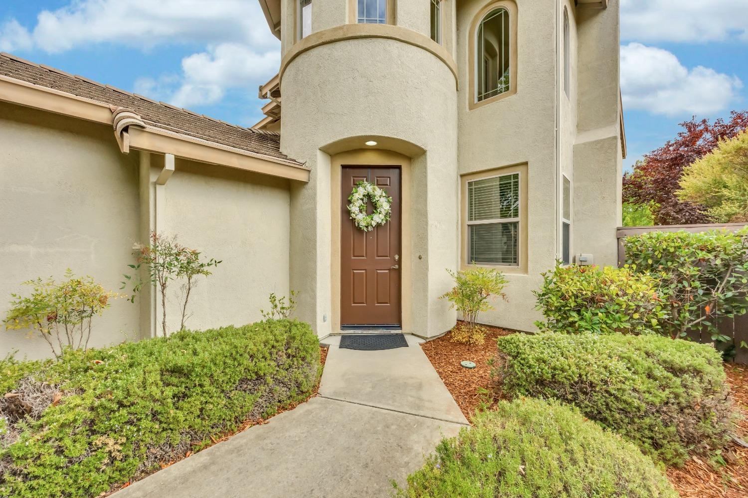 Detail Gallery Image 13 of 73 For 6024 Brogan Way, El Dorado Hills,  CA 95762 - 6 Beds | 5 Baths