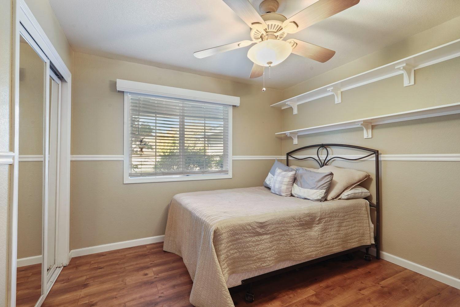 Detail Gallery Image 8 of 43 For 2846 Smoke Tree Cir, Stockton,  CA 95209 - 3 Beds | 2 Baths