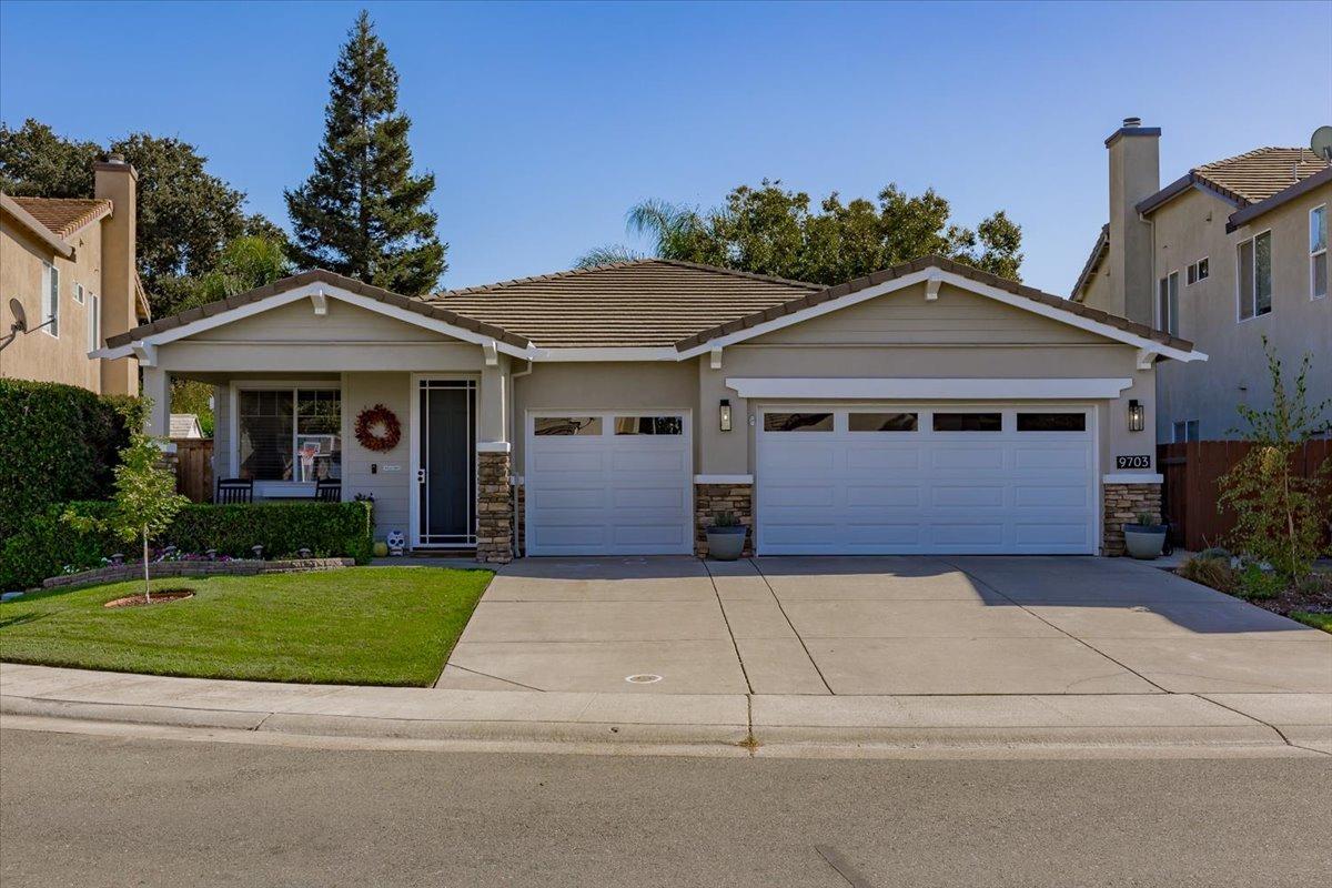 Detail Gallery Image 1 of 1 For 9703 Cristella Ct, Elk Grove,  CA 95757 - 3 Beds | 2 Baths