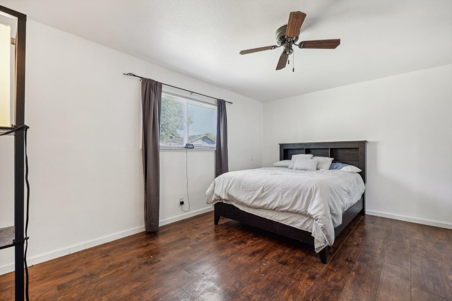 Detail Gallery Image 9 of 22 For 3280 Gillespie St, Sacramento,  CA 95838 - 3 Beds | 2 Baths