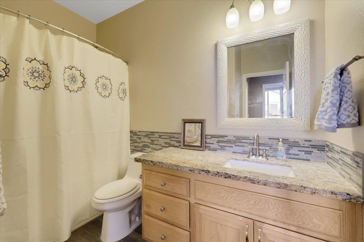 Detail Gallery Image 19 of 44 For 1180 Bronco Dr, Plumas Lake,  CA 95961 - 3 Beds | 2 Baths