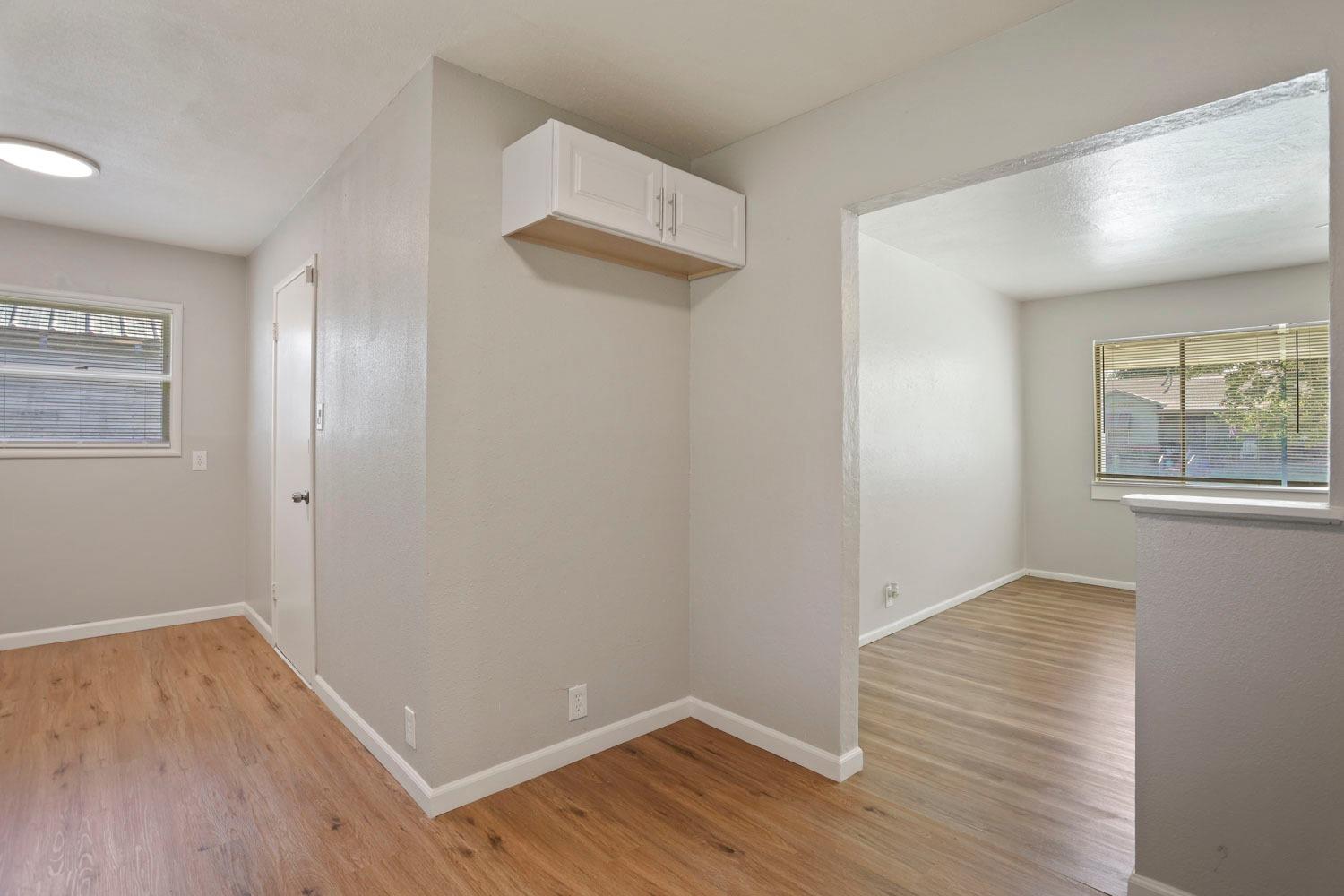 Detail Gallery Image 10 of 25 For 23 W Castle St, Stockton,  CA 95204 - 2 Beds | 1 Baths