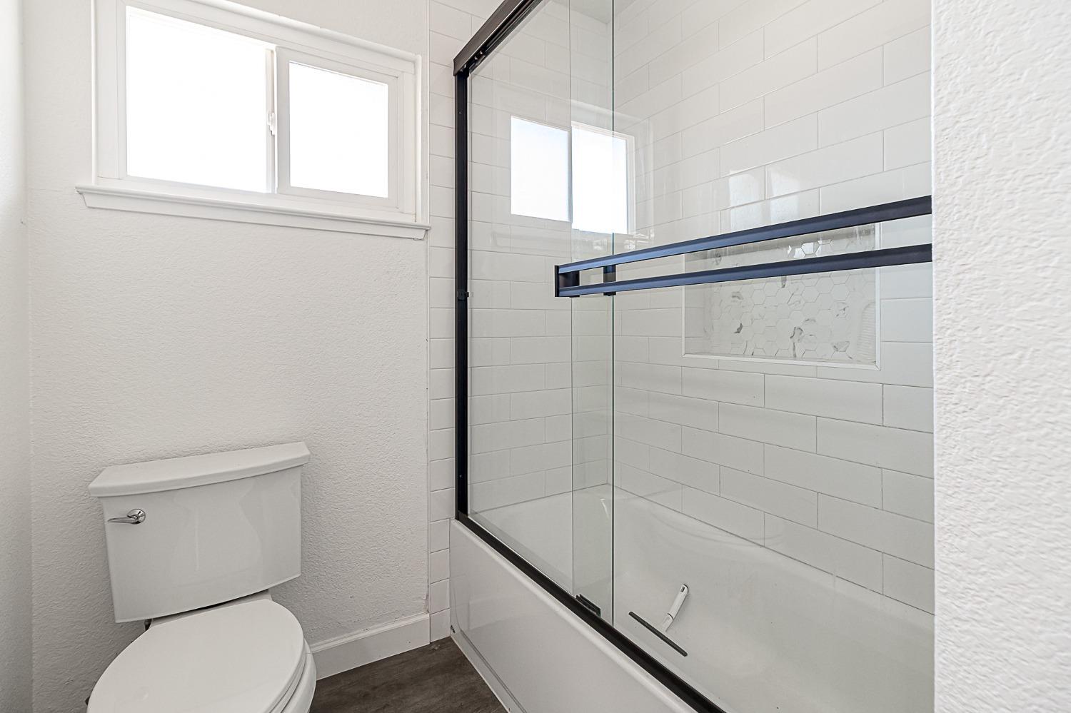 Detail Gallery Image 15 of 23 For 921 Snead, Modesto,  CA 95351 - 3 Beds | 2 Baths