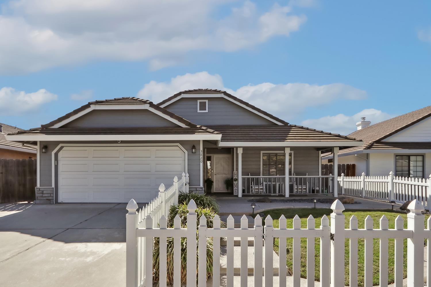 Detail Gallery Image 2 of 59 For 3820 Gatesville Ave, Modesto,  CA 95357 - 3 Beds | 2 Baths