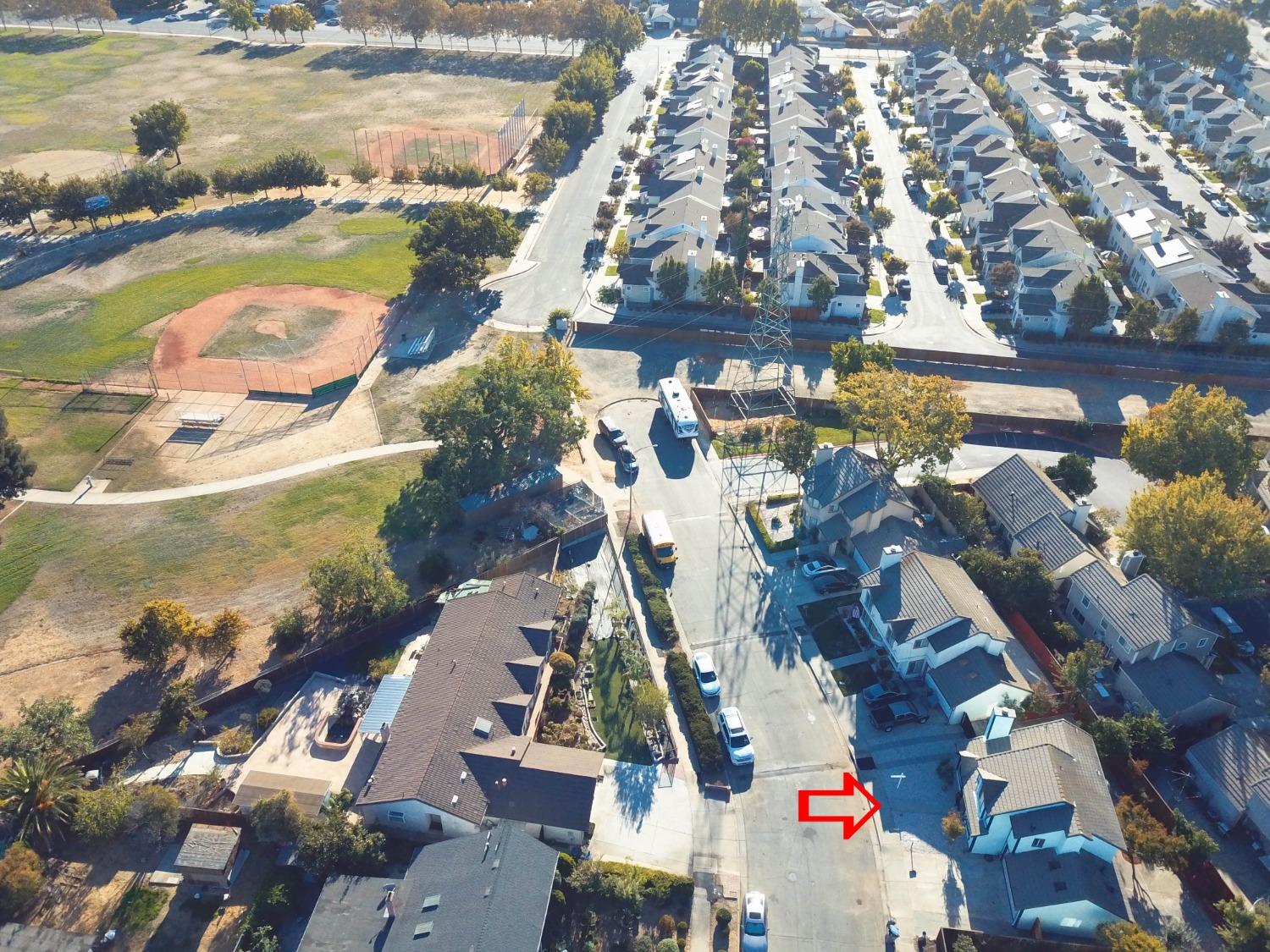 Detail Gallery Image 37 of 41 For 2129 Doxey Dr, San Jose,  CA 95131 - 3 Beds | 2/1 Baths