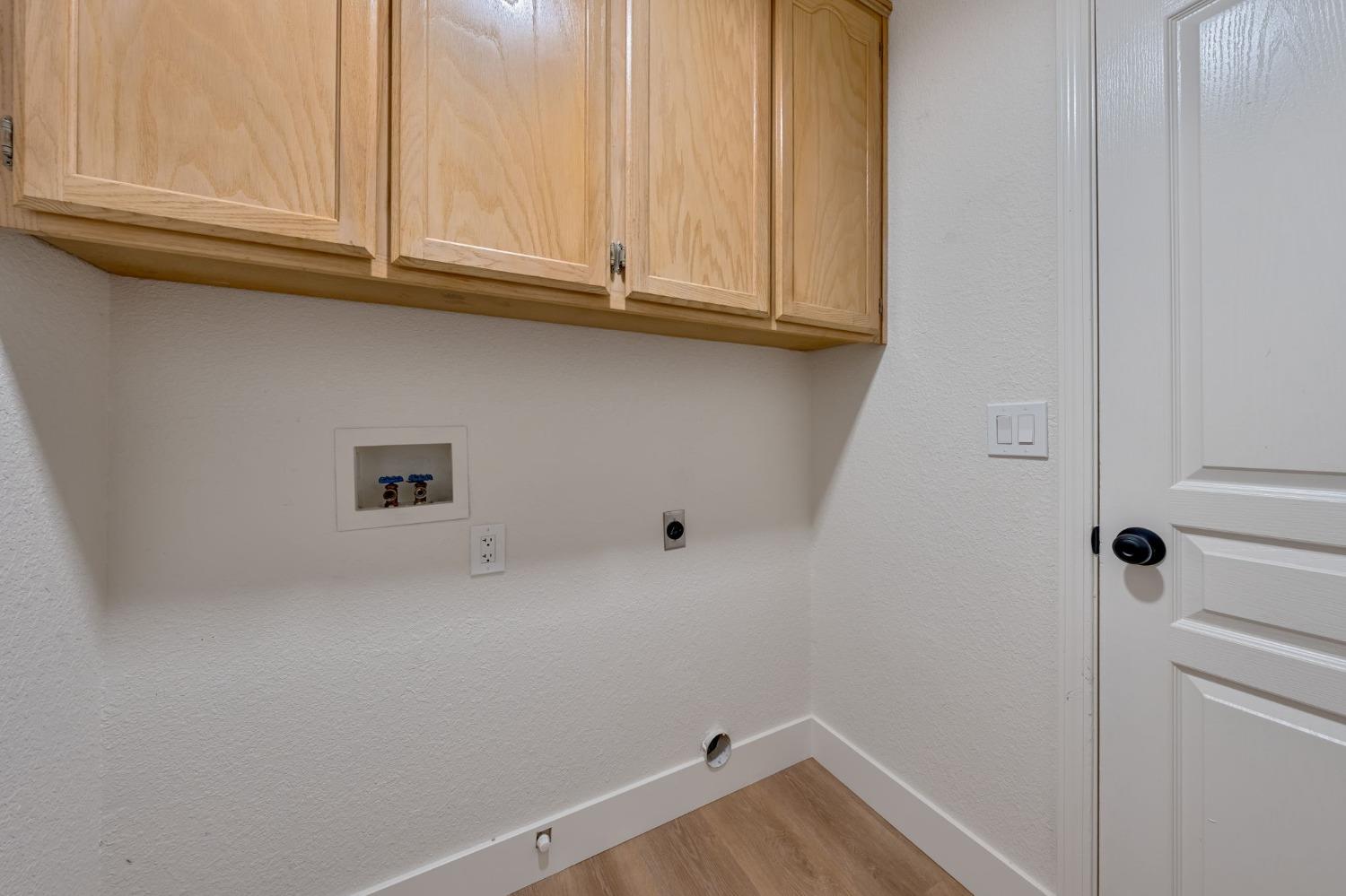 Detail Gallery Image 26 of 39 For 7621 Suncove Lane, Sacramento,  CA 95828 - 3 Beds | 2 Baths