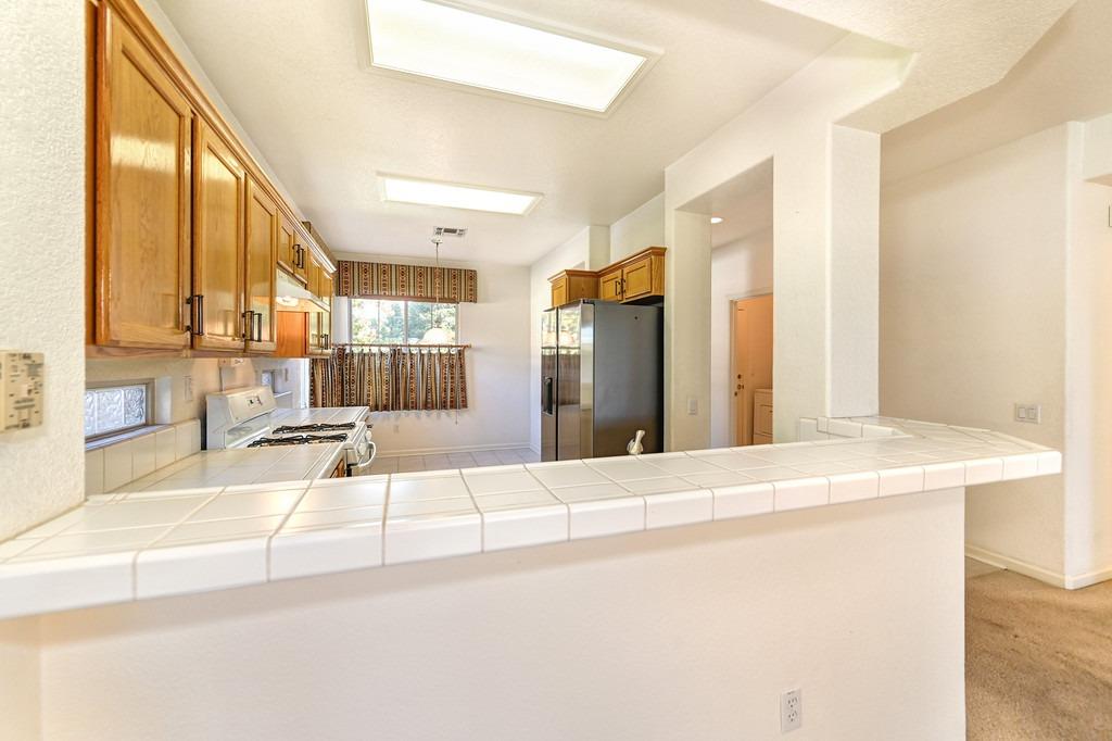 Detail Gallery Image 13 of 29 For 1621 Hackberry Ln, Lincoln,  CA 95648 - 2 Beds | 2 Baths