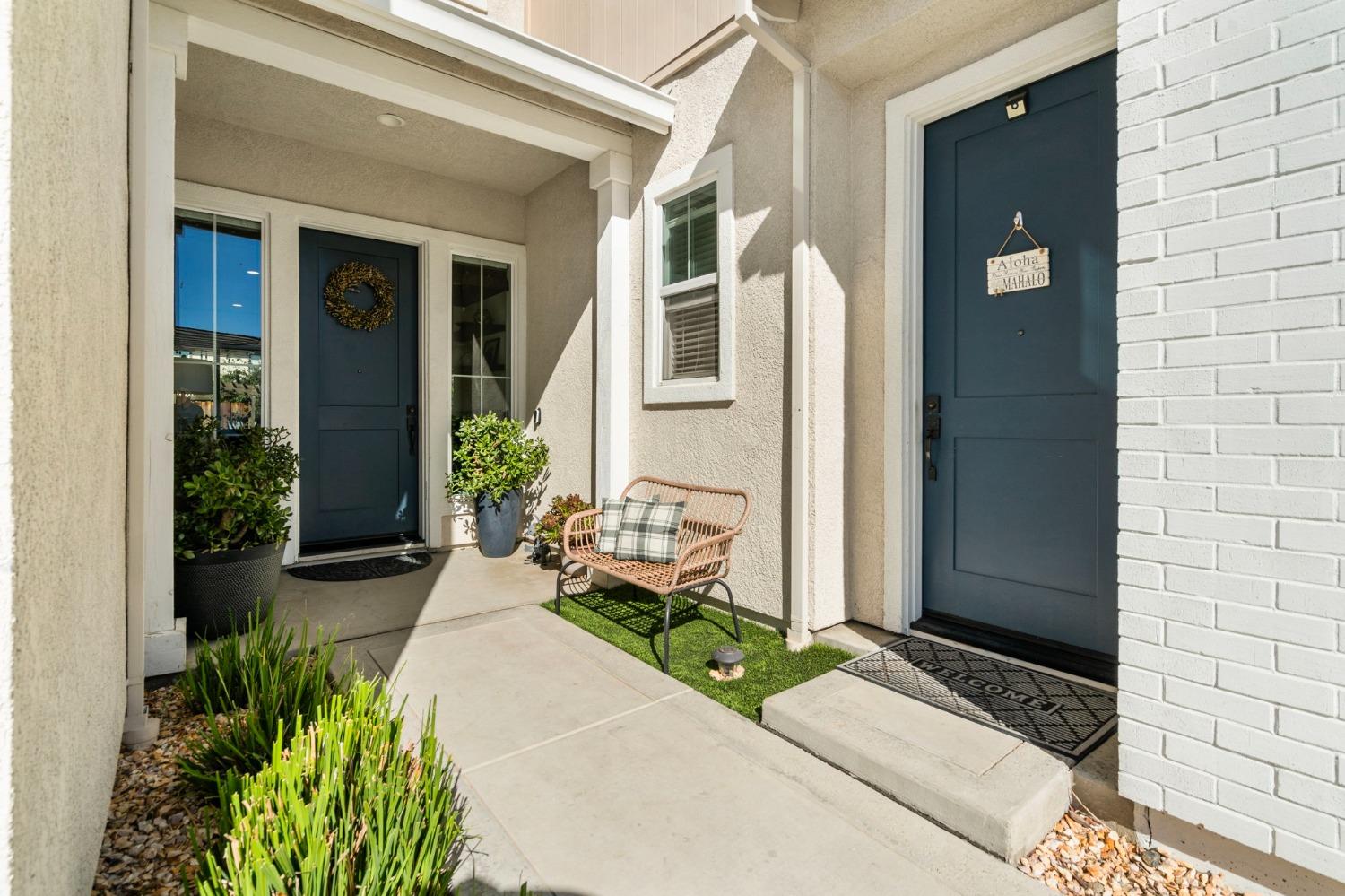 Detail Gallery Image 5 of 68 For 17147 Kestrel Ct, Lathrop,  CA 95330 - 5 Beds | 4/1 Baths